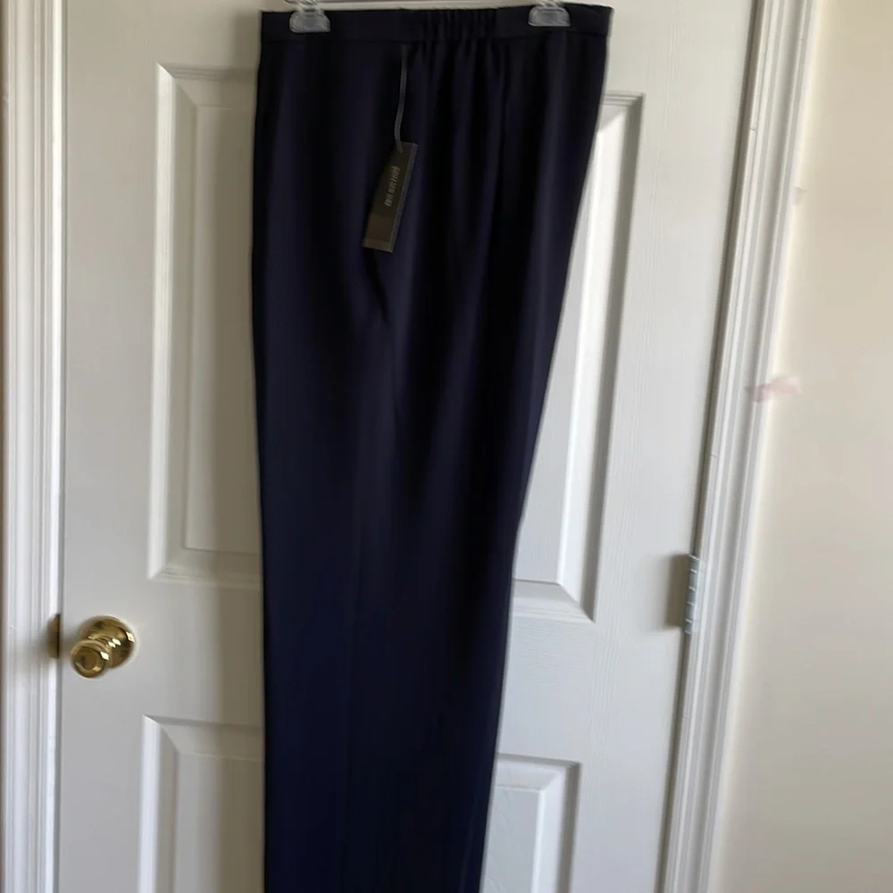 Jones New York Women’s 2 piece pantsuit - Picture 7 of 8